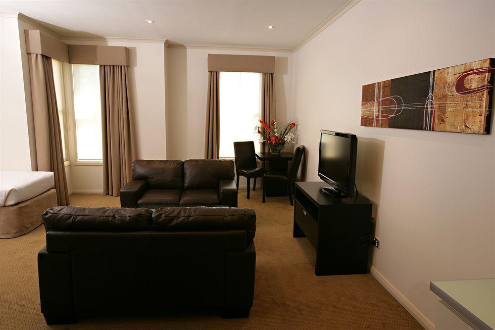 Hotel Beau Monde International Doncaster East Exterior foto
